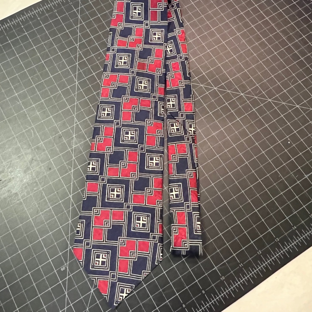 VGUC vintage Christian Dior tie